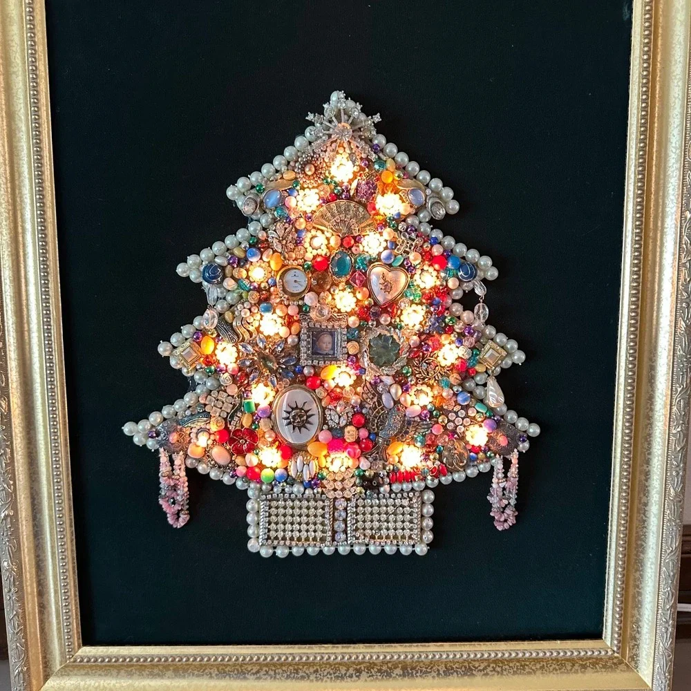 Vintage Costume Jewelry Christmas Tree Lighted Wall Art Gold Frame 24x20